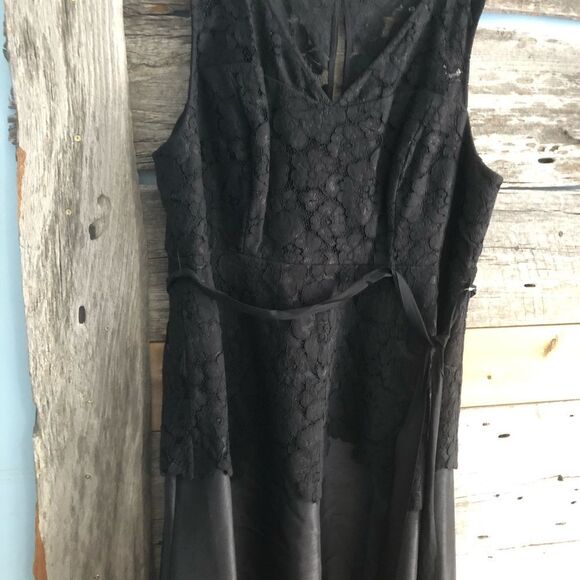 𝅺michel Studio NWT plus size 22 Black A-line lace dress - Picture 3 of 10